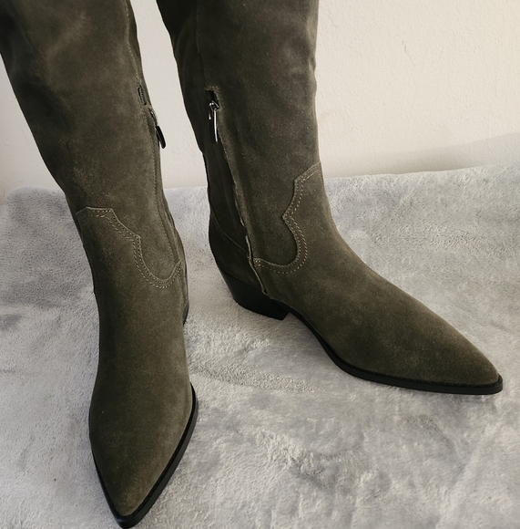 Nine West Orece Suede Western Cowboy Knee-High Boots Color: Olive Green, Size 9. - Picture 1 of 16
